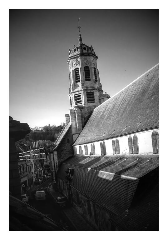 Le Saint Leonard... Il Est Vert Honfleur Exteriér fotografie